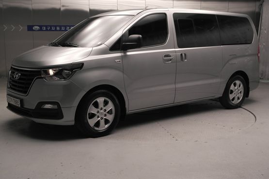 Hyundai Starex Wagon 11-Seater Smart — пробег 132 522 км — фото 1 из 5