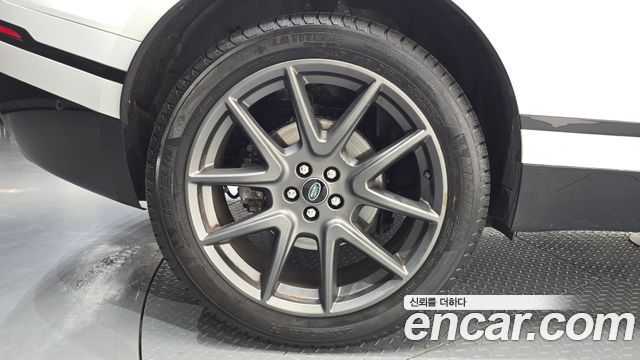 Land Rover Range Rover Velar из Кореи Encar