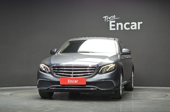Mercedes-Benz E-Class E300 4MATIC Exclusive — пробег 152 099 км — фото 3 из 5