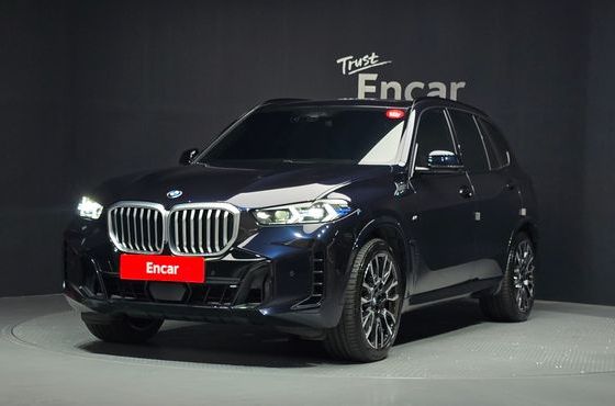 BMW X5 xDrive 40i M Sport — пробег 56 052 км — фото 1 из 5