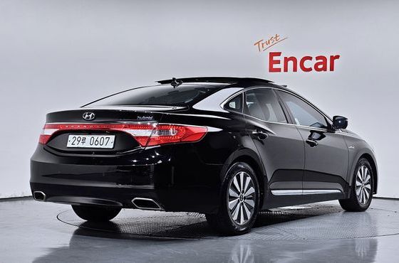 Hyundai Grandeur Premium — пробег 169 110 км — фото 2 из 5