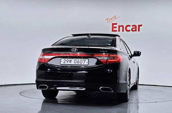 Hyundai Grandeur Premium — пробег 169 110 км — фото 4 из 5