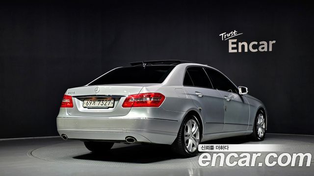 Mercedes-Benz E-Class из Кореи Encar