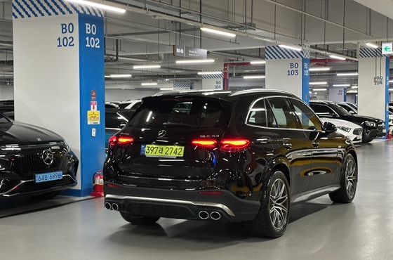 Mercedes-Benz GLC-Class AMG GLC43 4MATIC — пробег 1 420 км — фото 2 из 5