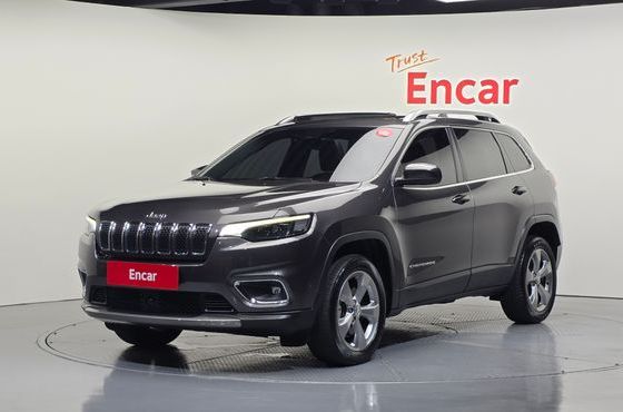 Jeep Cherokee 2.4 Limited AWD — пробег 63 176 км — фото 1 из 5