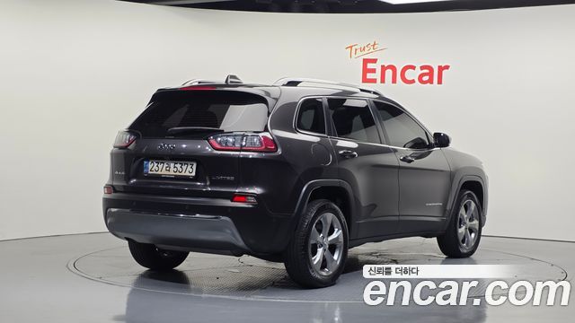Jeep Cherokee 2.4 Limited AWD — пробег 63 176 км — фото 2 из 5