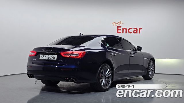 Maserati Quattroporte S Q4 3.0 V6 Granlusso — пробег 72 053 км — фото 2 из 5