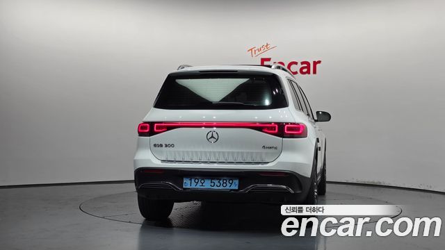 Mercedes-Benz EQB из Кореи Encar