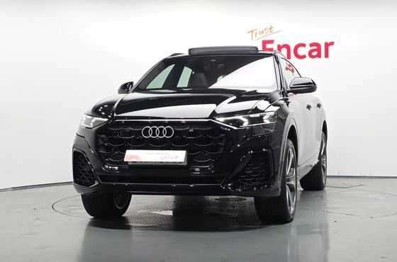 Audi Q8 55 TFSI Quattro Premium — пробег 3 633 км — фото 3 из 5