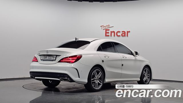 Mercedes-Benz CLA-Class CLA220 AMG Line — пробег 97 197 км — фото 2 из 5
