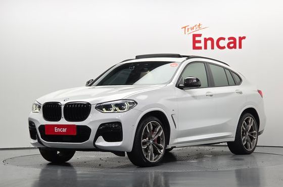 BMW X4 xDrive M40i Online Exclusive Edition — пробег 77 124 км — фото 1 из 5