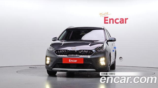 Kia Niro 1.6 HEV Noblesse Special — пробег 106 753 км — фото 3 из 5