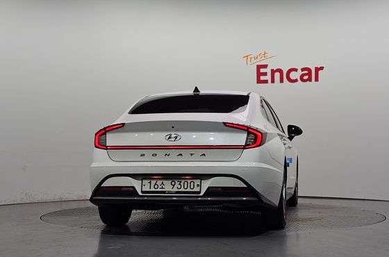 Hyundai Sonata 2.0 Premium — пробег 46 936 км — фото 4 из 5