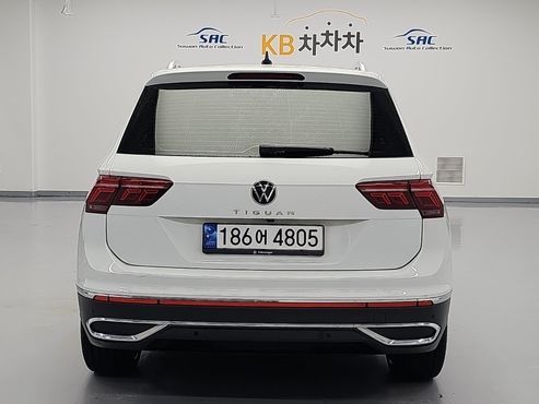 Volkswagen Tiguan 2.0 TDI Prestige — пробег 26 807 км — фото 4 из 5