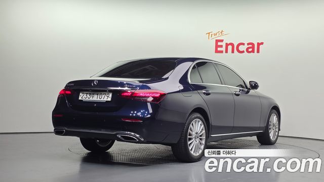 Mercedes-Benz E-Class из Кореи Encar