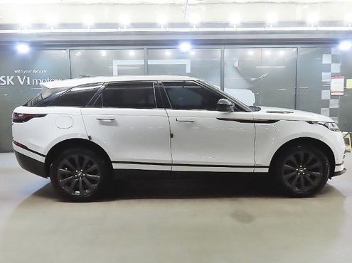 Land Rover Range Rover Velar 3.0 D300 R-Dynamic SE — пробег 123 415 км — фото 3 из 5