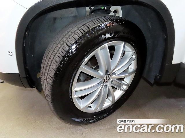 Volkswagen Tiguan из Кореи Encar