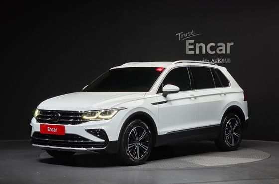 Volkswagen Tiguan 2.0 TDI Premium — пробег 53 437 км — фото 1 из 5