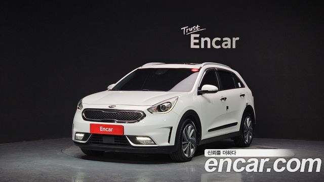 Kia Niro Noblesse — пробег 133 999 км — фото 1 из 5