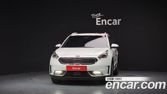 Kia Niro Noblesse — пробег 133 999 км — фото 3 из 5