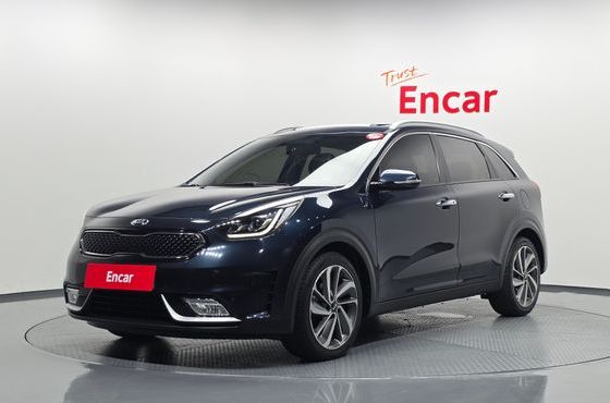 Kia Niro Noblesse — пробег 144 456 км — фото 1 из 5