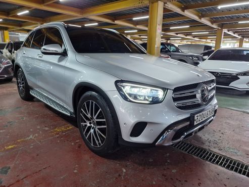 Mercedes-Benz GLC-Class GLC300 4MATIC — пробег 41 621 км — фото 3 из 5