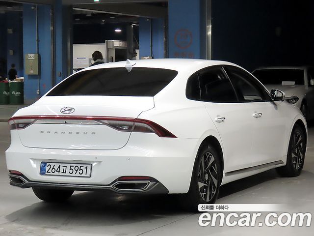 Hyundai Grandeur из Кореи Encar