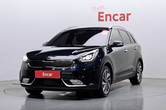 Kia Niro Noblesse — пробег 60 303 км — фото 1 из 5