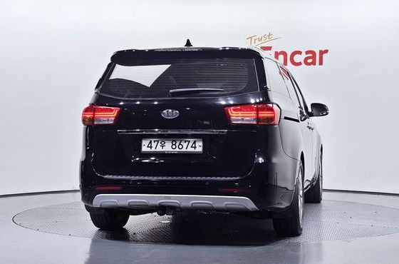 Kia Carnival 9-seater Prestige — пробег 145 151 км — фото 4 из 5