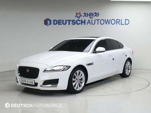 Jaguar XF 20d Portfolio — пробег 72 152 км — фото 1 из 5