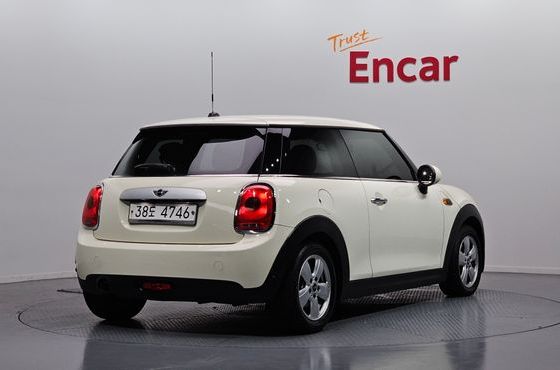 Mini Cooper Standard Third Generation — пробег 130 849 км — фото 2 из 5