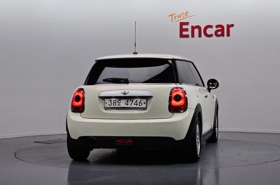 Mini Cooper Standard Third Generation — пробег 130 849 км — фото 4 из 5