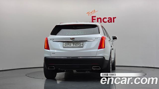 Cadillac XT5 3.6 Premium Plus AWD — пробег 83 150 км — фото 4 из 5