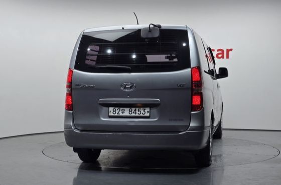 Hyundai Starex 5-Seater VAN Smart — пробег 223 598 км — фото 4 из 5