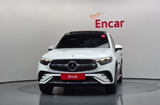 Mercedes-Benz GLC-Class GLC300 4MATIC AMG Line — пробег 5 704 км — фото 3 из 5