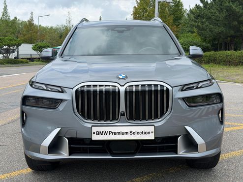 BMW X7 xDrive 40i Design Pure Excellence 6-Seater — пробег 18 461 км — фото 3 из 5