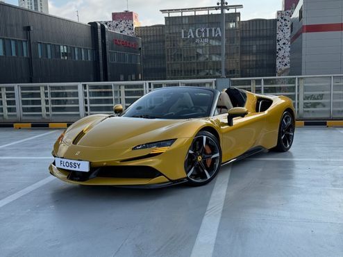 Ferrari SF90 4.0 — пробег 6 700 км — фото 3 из 5