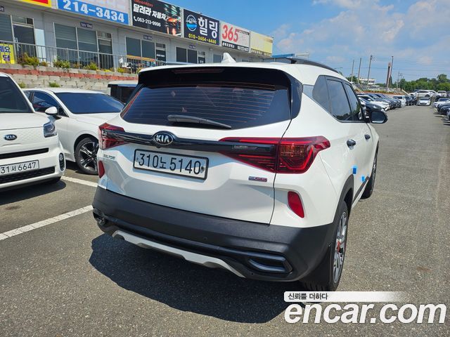 Kia Seltos из Кореи Encar