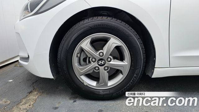 Hyundai AVANTE 1.6 e-VGT SMART — пробег 98 087 км — фото 5 из 5