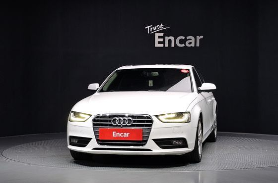 Audi A4 30 TDI Dynamic B8 — пробег 156 854 км — фото 3 из 5
