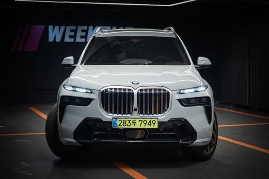 BMW X7 xDrive 40d M Sport 6STR — пробег 5 000 км — фото 2 из 5