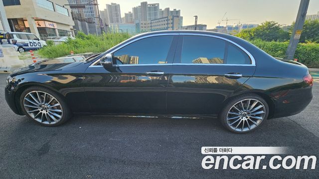 Mercedes-Benz E-Class E350 4MATIC AMG Line — пробег 55 366 км — фото 4 из 5