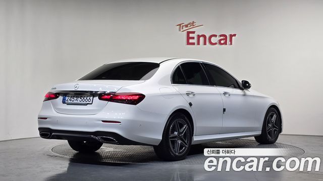 Mercedes-Benz E-Class из Кореи Encar