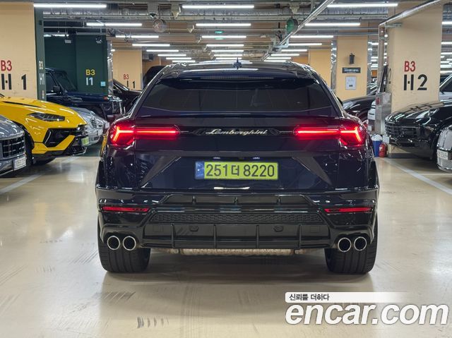 Lamborghini Urus 4.0 V8 S — пробег 16 080 км — фото 4 из 5