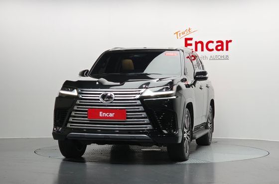 Lexus LX 700h Luxury — пробег 1 767 км — фото 3 из 5