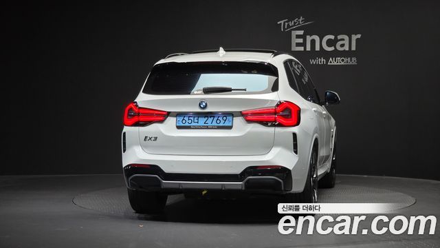 BMW iX3 M Sports — пробег 60 015 км — фото 4 из 5