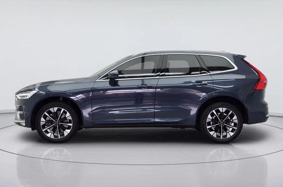 Volvo XC60 B5 Ultra Bright Air Sus — пробег 1 370 км — фото 3 из 5