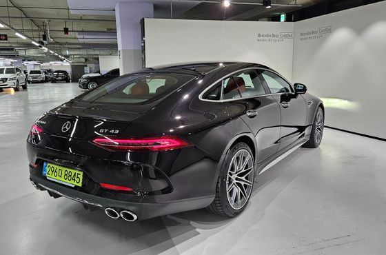 Mercedes-Benz AMG GT 4Door 43 4MATIC+ — пробег 2 468 км — фото 4 из 5