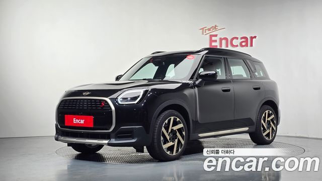 Mini Countryman ALL4 Favoured — пробег 16 км — фото 1 из 5