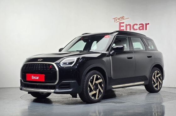 Mini Countryman ALL4 Favoured — пробег 16 км — фото 1 из 5